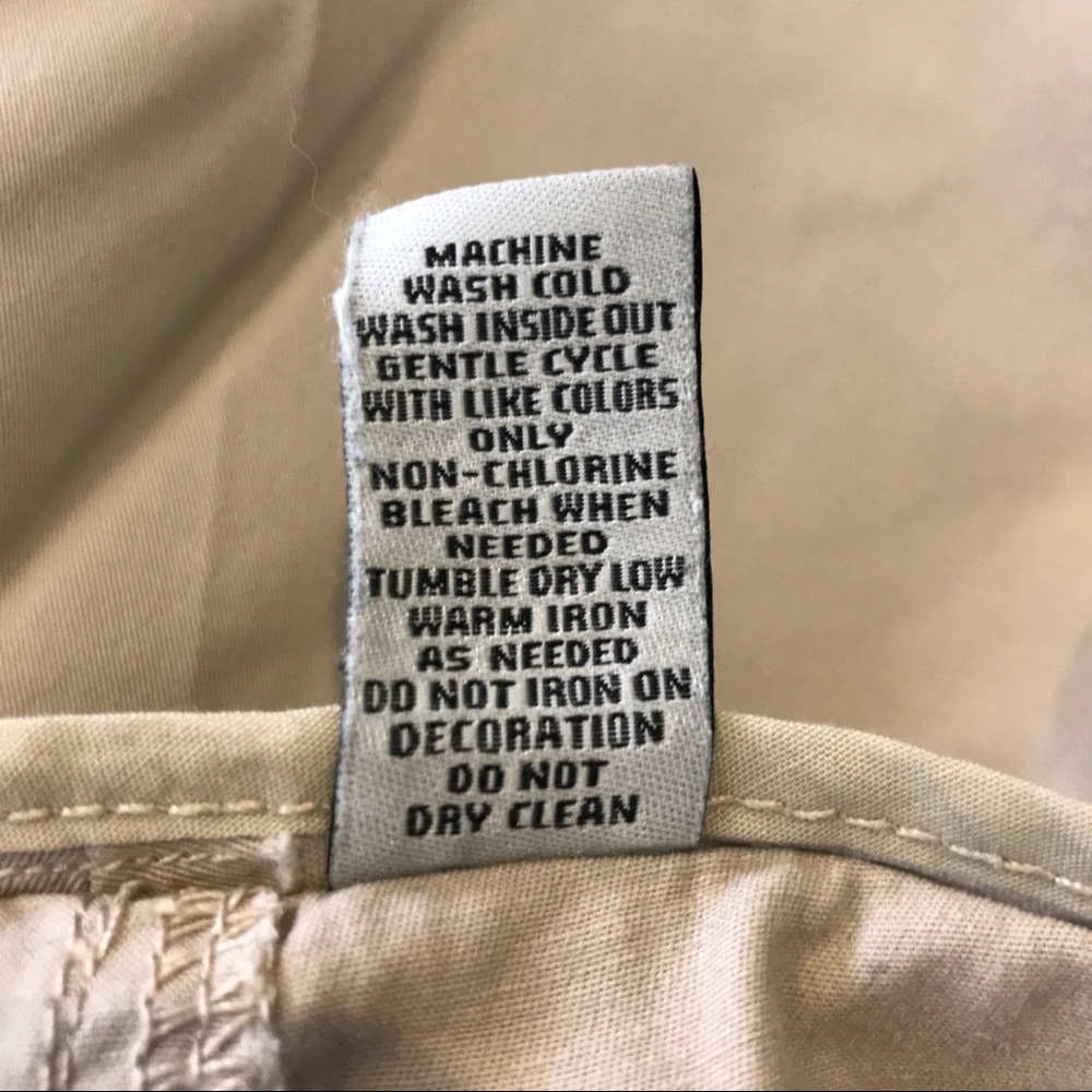 Chico’s embellished tan Val MS jeans size 1 short - Picture 6 of 7